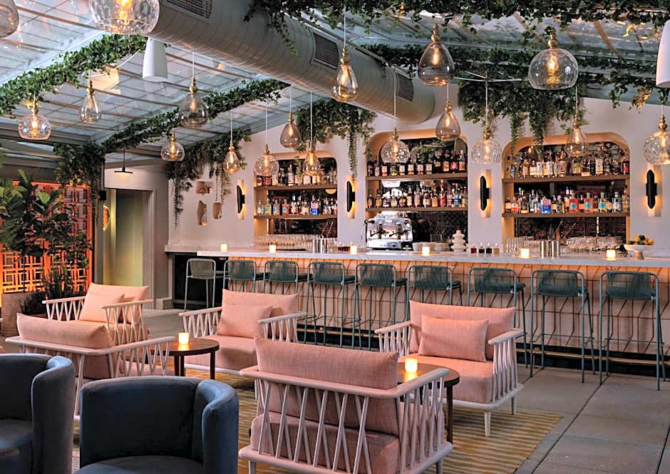 Kimpton Theta New York - Times Square By IHG