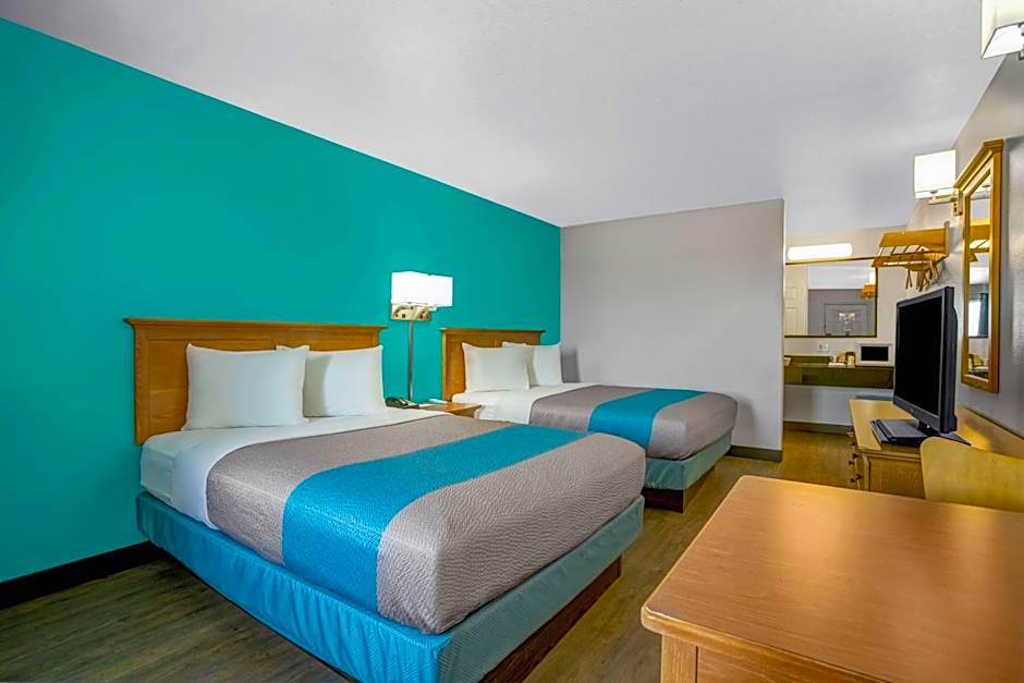 Motel 6-Baker City, OR