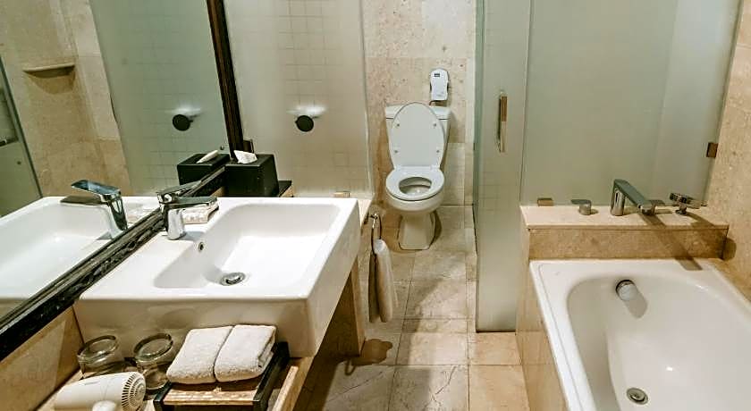 Arthur Suites Bali