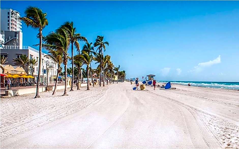 Bposhtels Hollywood Florida