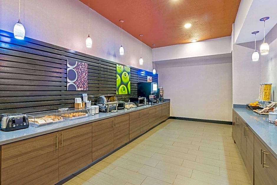 La Quinta Inn & Suites by Wyndham Guthrie