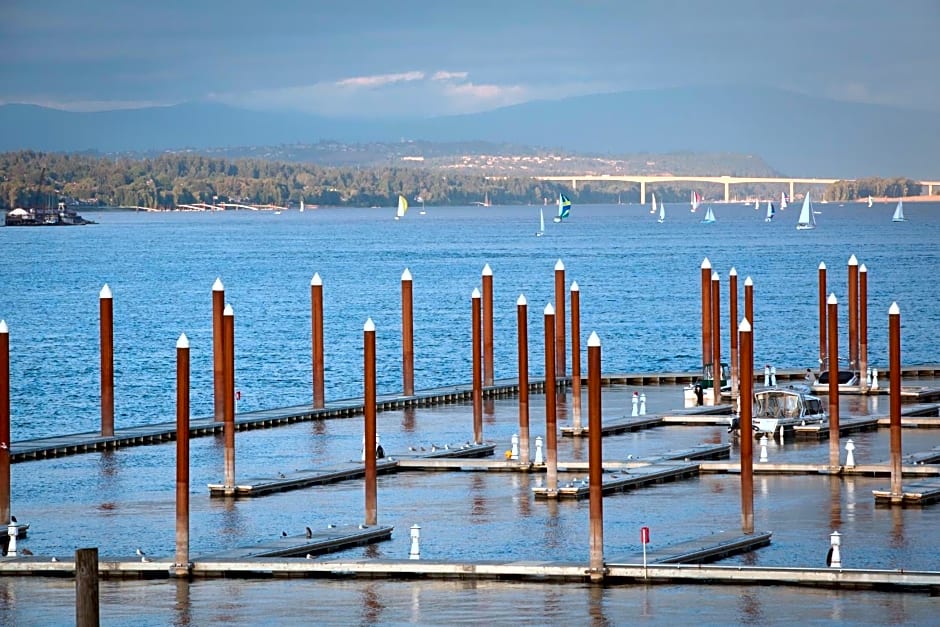 Holiday Inn Portland - Columbia Riverfront by IHG