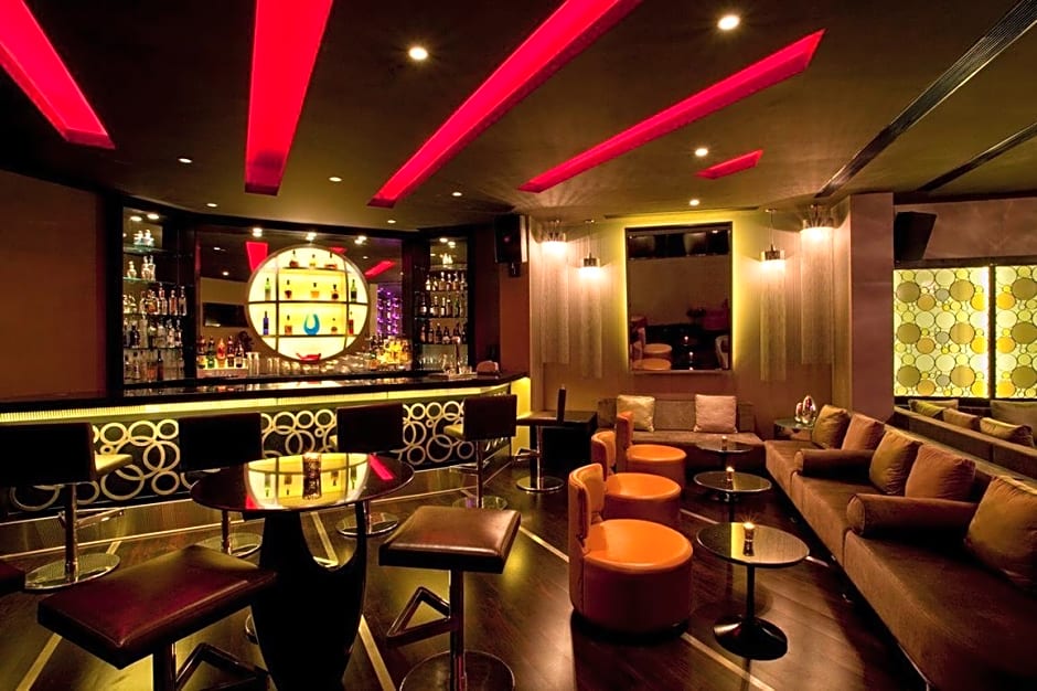 Vivanta Bengaluru Residency Road