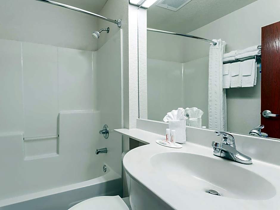 Microtel Inn & Suites By Wyndham Marianna