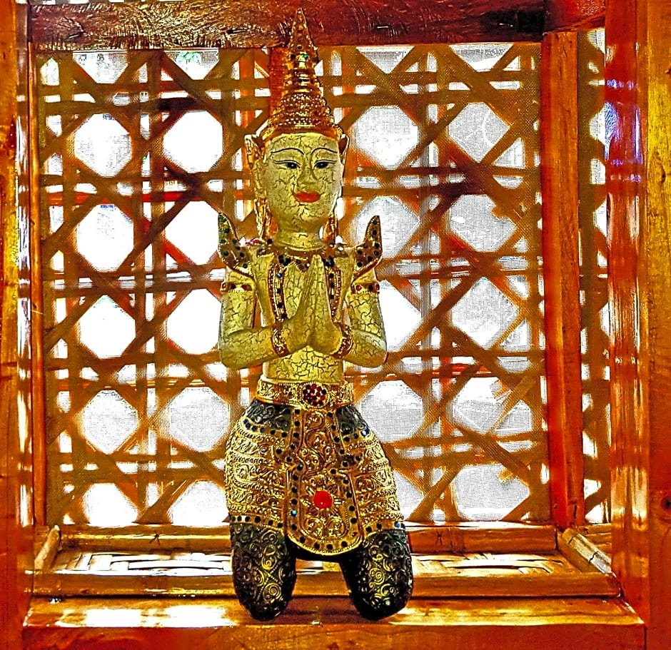 MJ Room Rental Mahogany