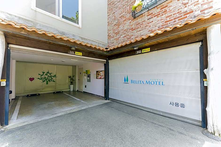 Paju Belita N Good Time Motel