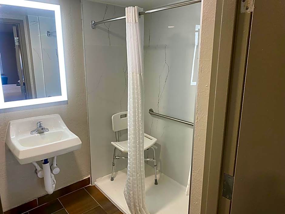 Days Inn by Wyndham El Paso West