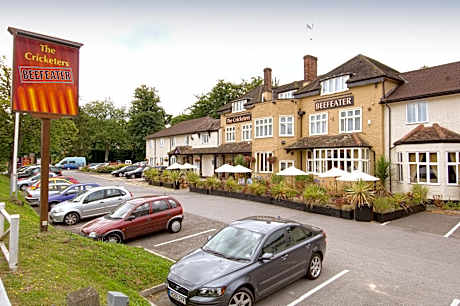 Premier Inn Bagshot