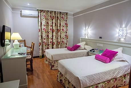 Family Room With Double Bed
