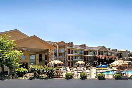 Quality Inn & Suites Sevierville - Pigeon Forge