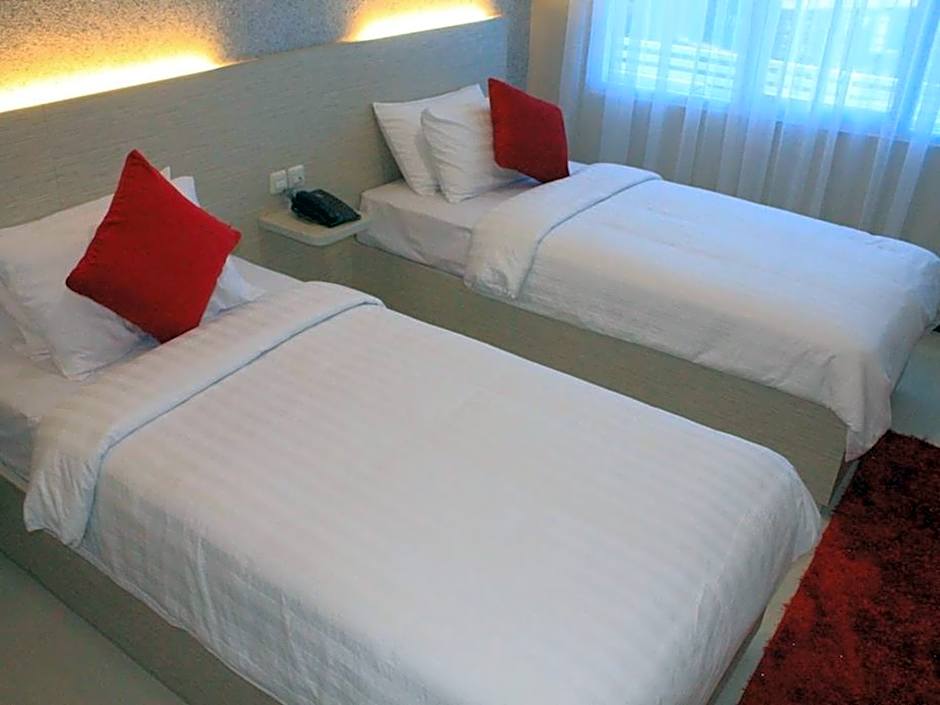 Marina Mamberamo Hotel