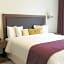 Collins Hotel