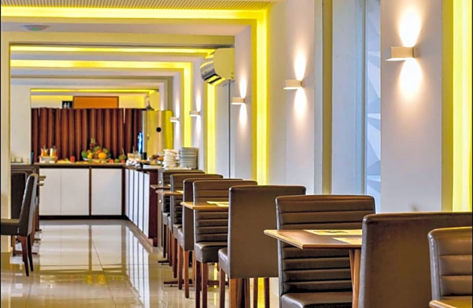 Gold Flat Cabo Branco