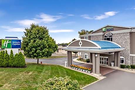 Holiday Inn Express Hartford Newington By IHG