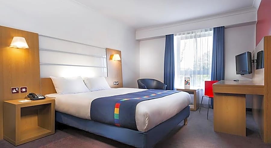 Premier INN Cardiff North