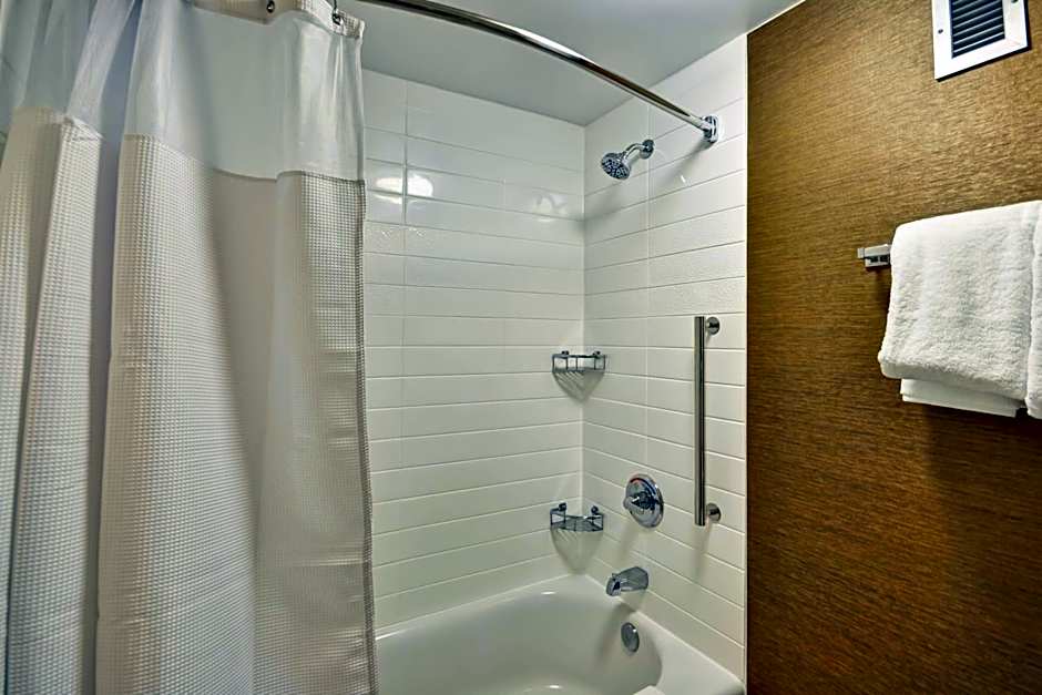 Fairfield Inn & Suites by Marriott Atlanta Vinings/Galleria