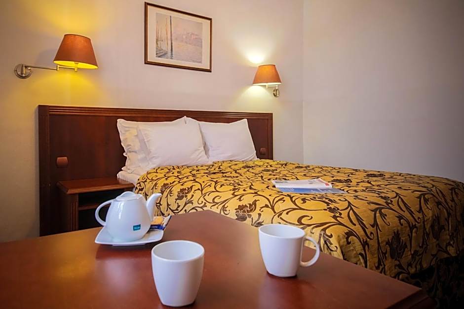 Red Carpet Hostel