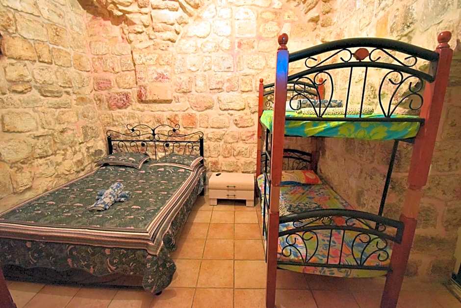 Bab El-Silsileh Hostel