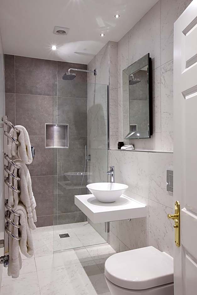 Storrs Hall Hotel on the shore of Lake Windermere