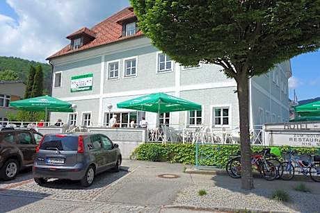 Gasthof-Hotel Goldenes Schiff