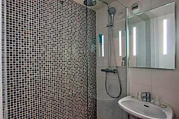 Hotel at Gare du Nord