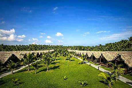 Symphony Palms Beach Resort - Havelock Island and Spa
