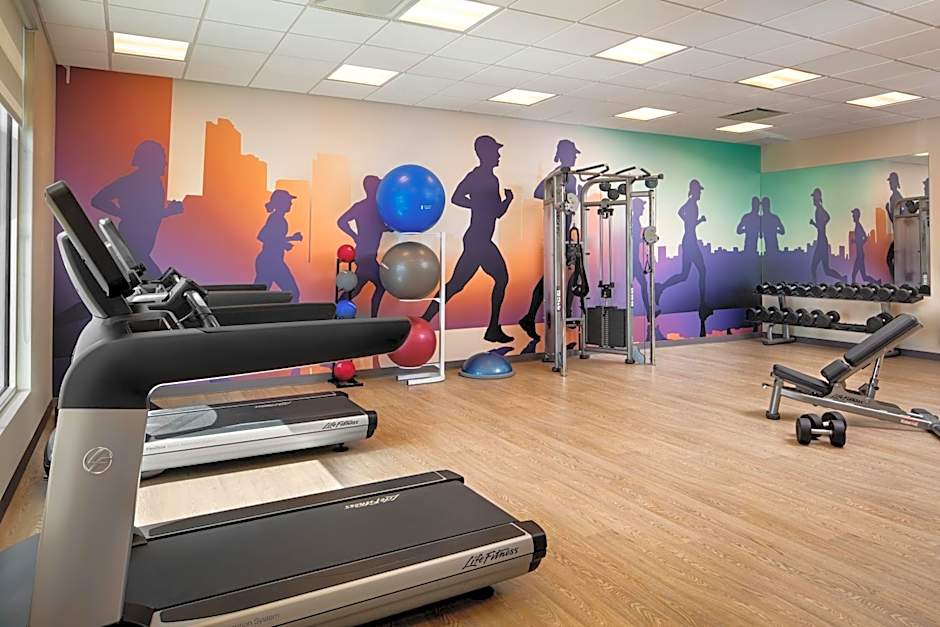 Hyatt Place Calgary Airport