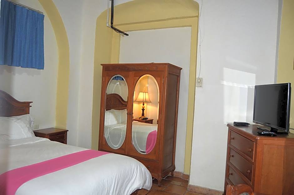 Hotel Meson del Mar