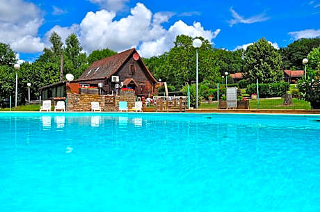 Les Chalets de Thegra proche de Rocamadour et Padirac