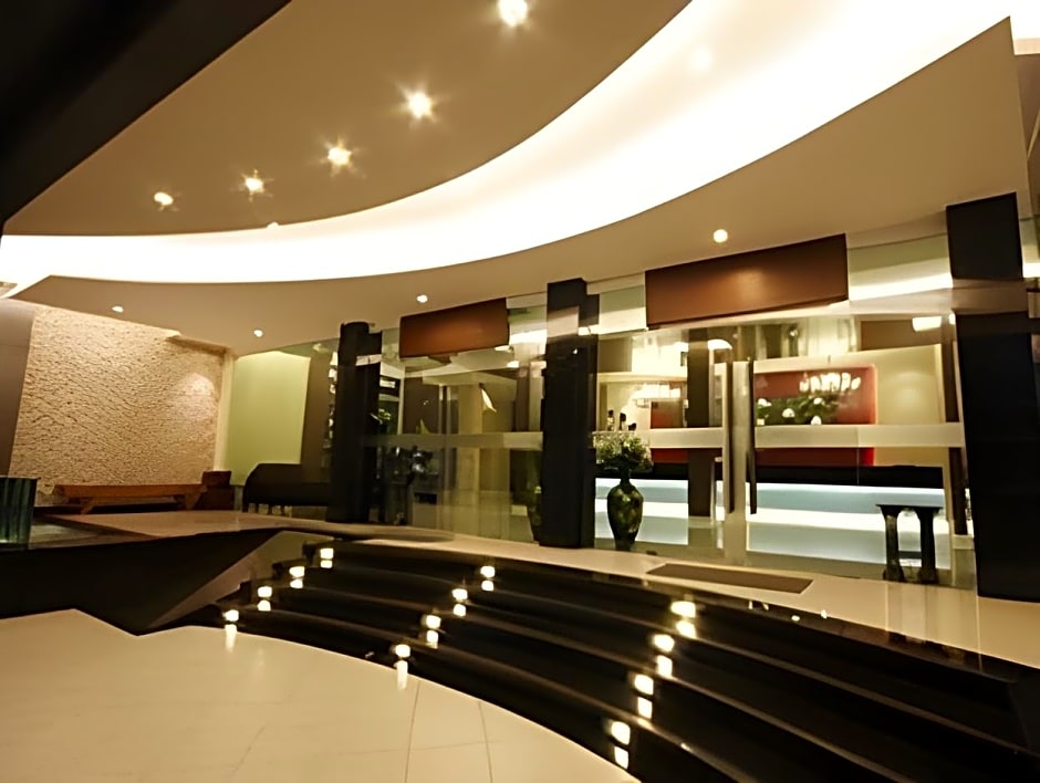 Laemchabang City Hotel