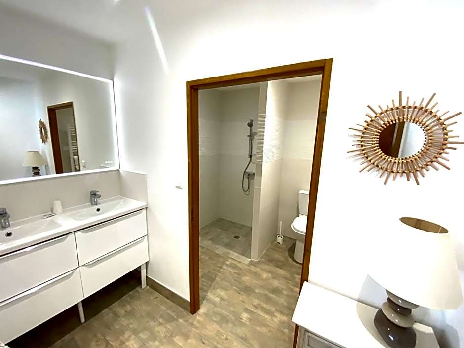 Logis Hôtel L'Oliveraie