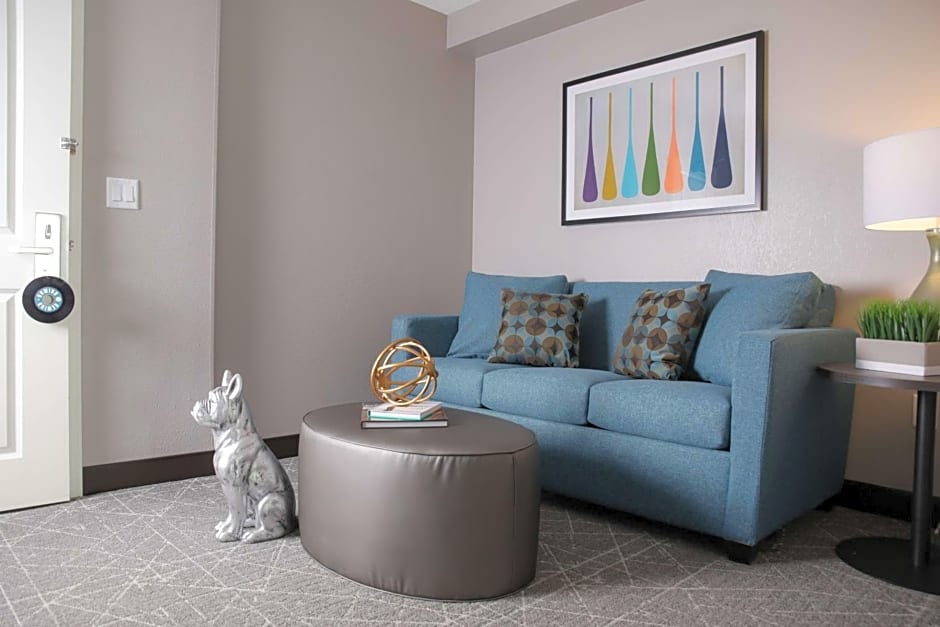 The Rewind West Des Moines, Tapestry Collection By Hilton