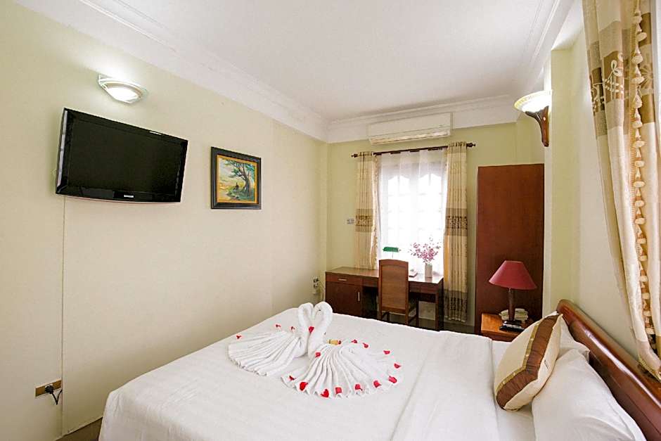 Photo 1 of 3 of Superior 1 Double Bed or 2 Beds