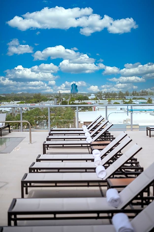 AC Hotel by Marriott Fort Lauderdale Airport