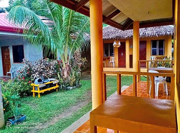 Gold Star Inn