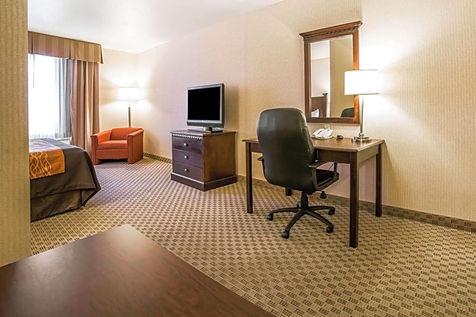 Comfort Inn & Suites Henderson - Las Vegas