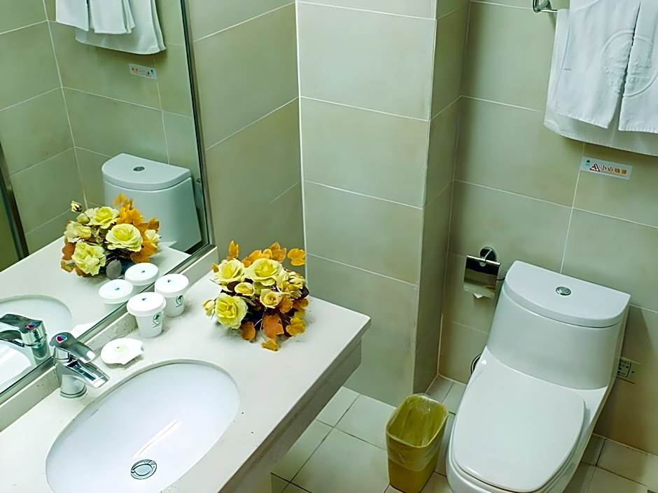 GreenTree Inn Jiangsu Wuxi Jiangyin North Huancheng Road Walking Street Express Hotel