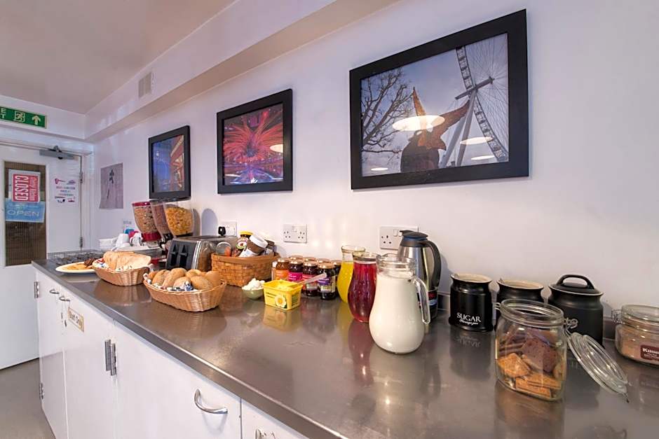 Astor Kensington Hostel