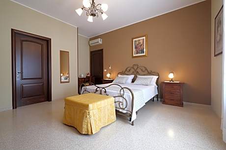 Large Triple Room with Balcony