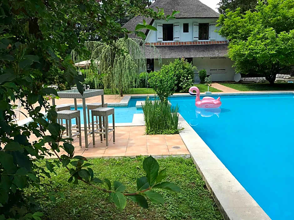 Hôtel-Restaurant "Les Rochers"