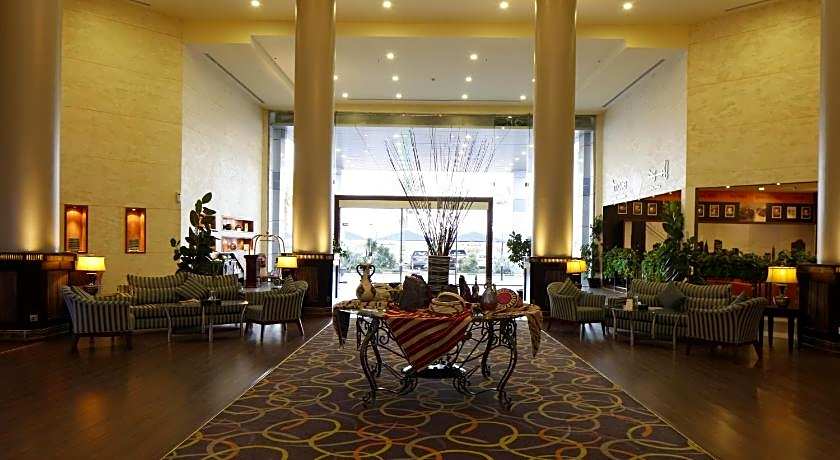 Golden Tulip Hail Hotel