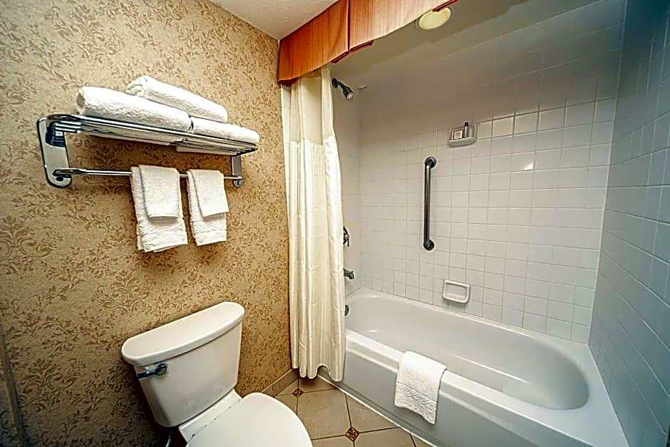 Reno Suites