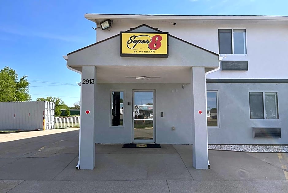 Super 8 by Wyndham Emporia
