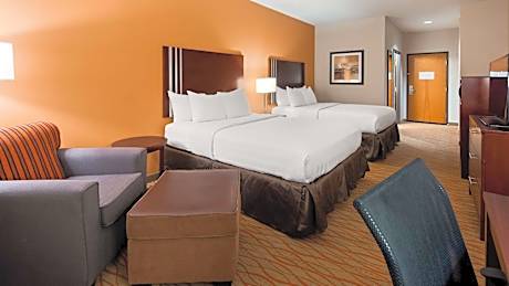 City Express by Marriott Spring