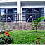 La Orchard Hotel