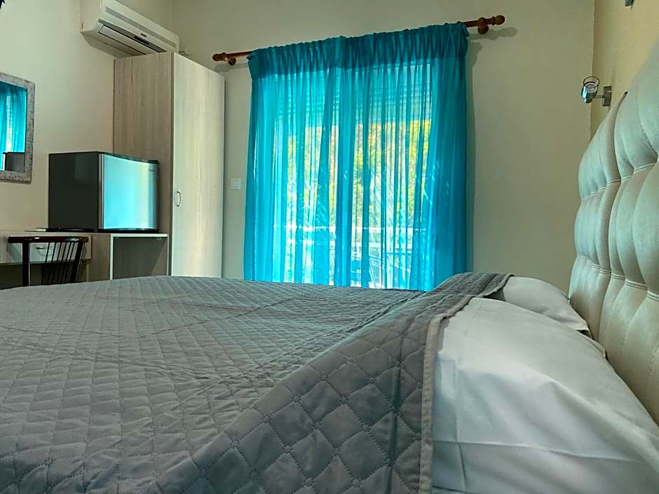 Samothraki Akrogiali Rooms