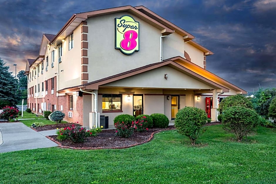 Super 8 by Wyndham Abingdon VA