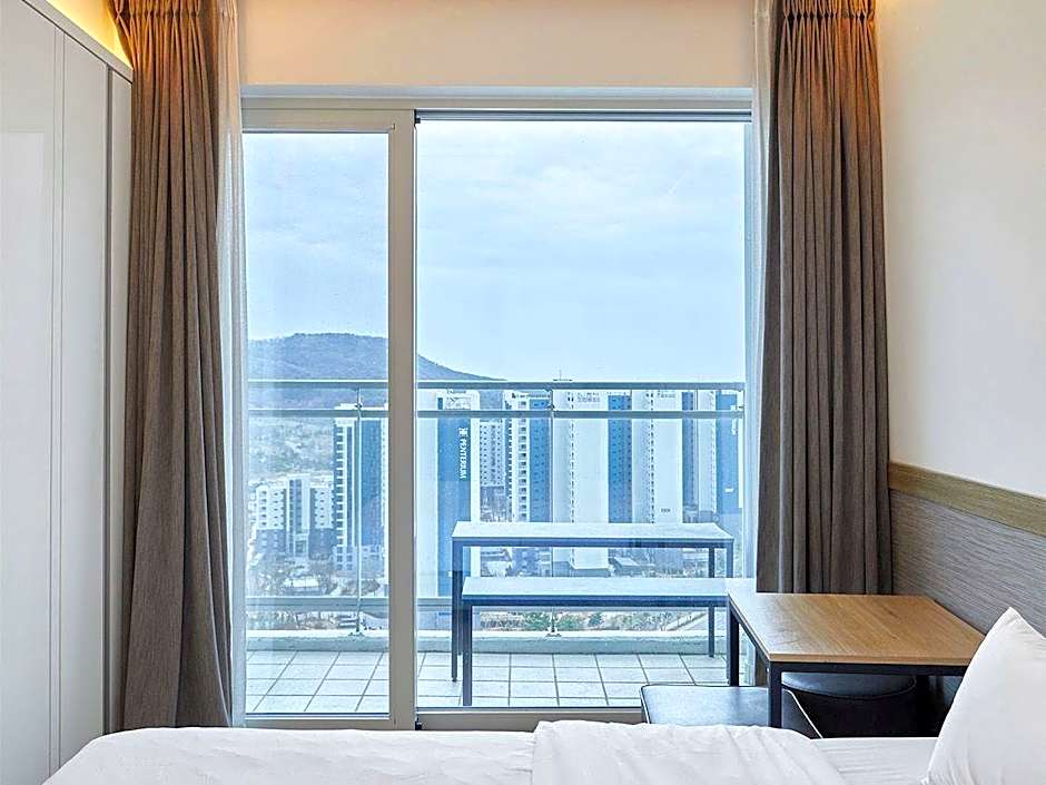 Skytop Hotel Incheon Airport