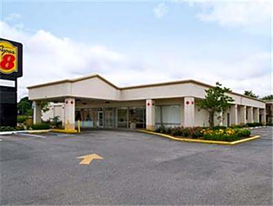 Super 8 by Wyndham Dover – Dover, DE