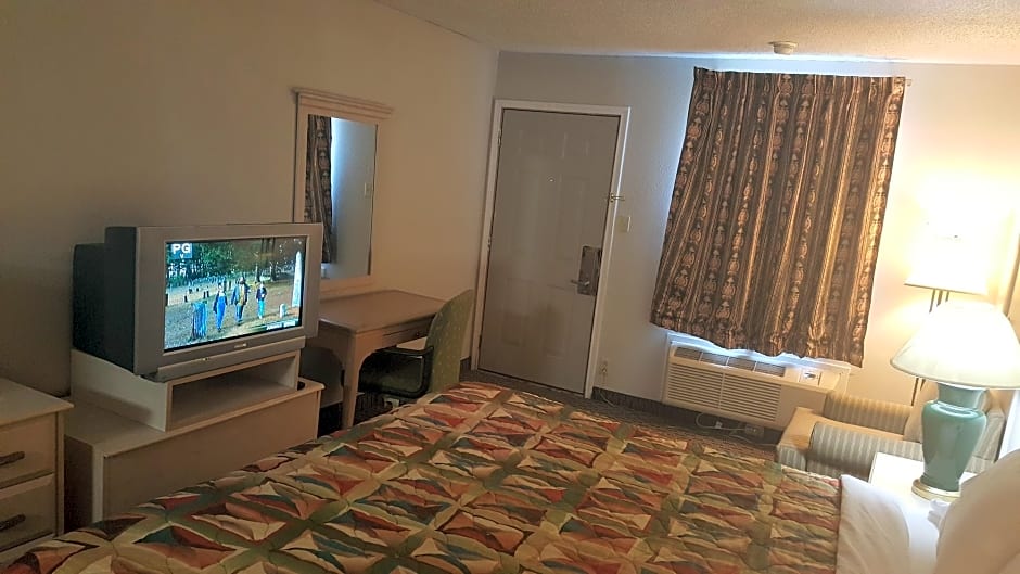 The Brooke Hotel